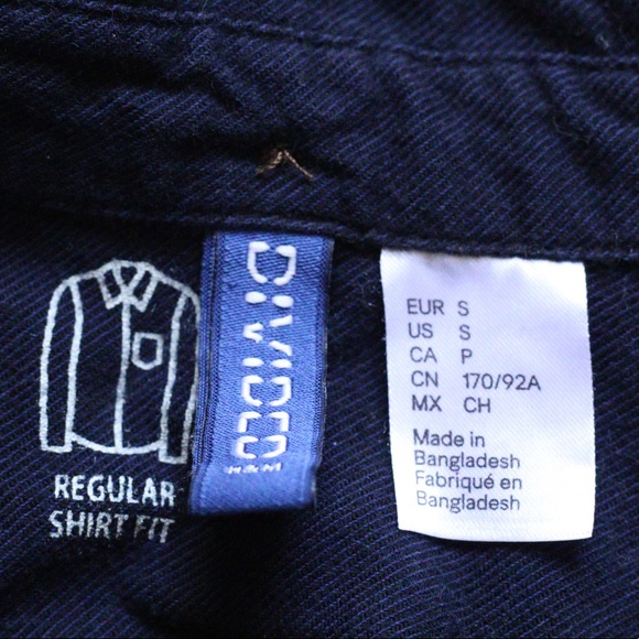 H&M Button Down Shirt - Picture 4 of 4